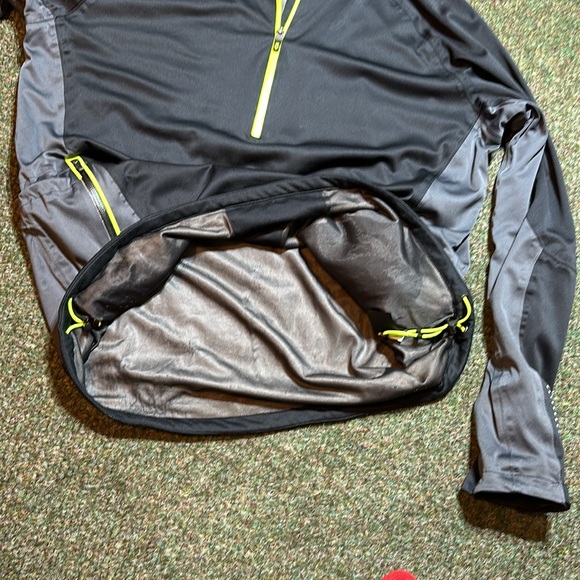 SUNICE Tornado- Golf Jacket - Picture 8 of 9
